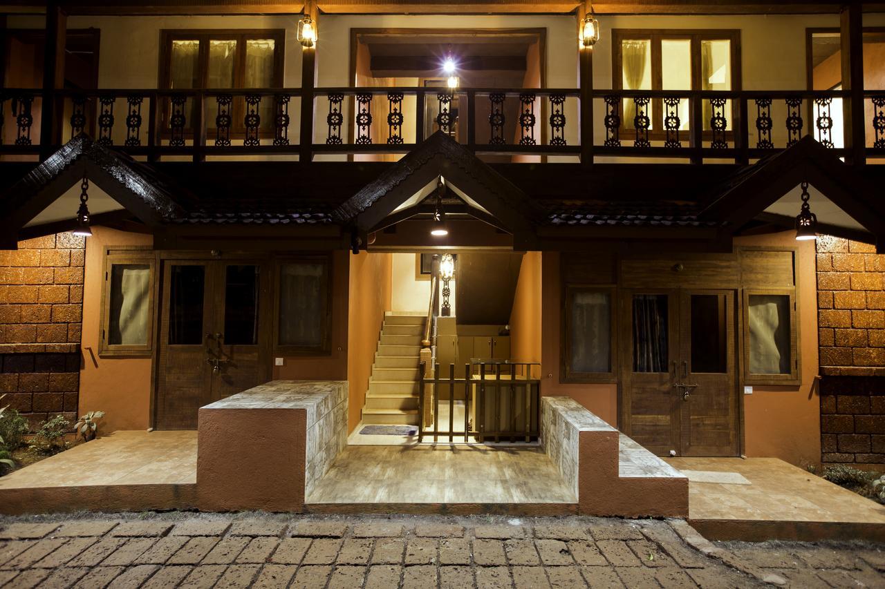 Kaular Atithis Grand Kokan Resort Ganpatipule Exterior photo