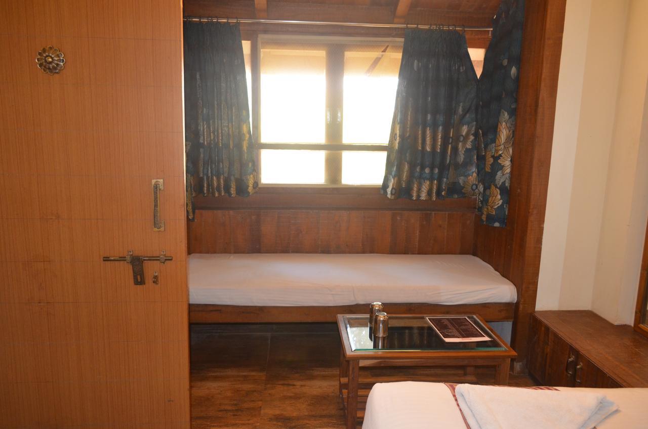Kaular Atithis Grand Kokan Resort Ganpatipule Exterior photo